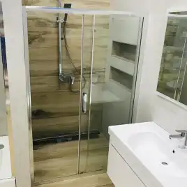 Душевая дверь в нишу AVS Квант 130 профиль хром, стекло прозрачное, 803-0017-195-13-CR-T