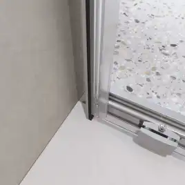 Душевая дверь BelBagno LUCE-BF-1-140-C-Cr стекло прозрачное, профиль Хром