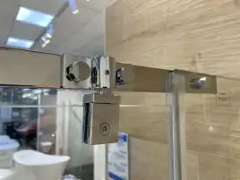 Душевой уголок AVS Фаворит 90x90 профиль хром, стекло прозрачное, 803-0025-195-9090-CR-T