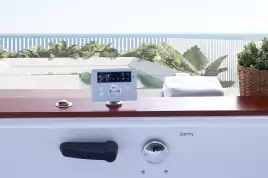 Акриловая ванна Gemy G9052 II K L 186х151 с гидромассажем, левая