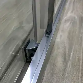 Душевая дверь в нишу AVS Квант 130 профиль хром, стекло прозрачное, 803-0017-195-13-CR-T