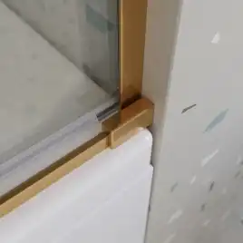 Душевая шторка на ванну CEZARES TANDEM-SOFT-VF-2-180/145-C-BORO-IV стекло Прозрачное, профиль Брашированное золото