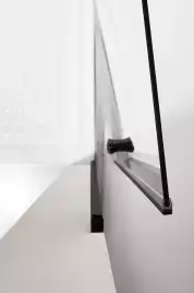 Душевая дверь Cezares ECO 80 см, ECO-O-B-1-80-C-NERO, профиль Хром, стекло Прозрачное