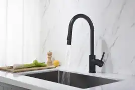 Смеситель для кухни Aquatek Европа AQ1384MB с выдвижной лейкой, Черный матовый
