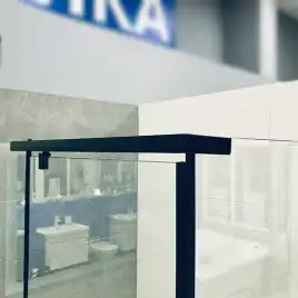 Душевой уголок AVS Фаворит 120x90 профиль черный матовый, стекло прозрачное, 803-0025-195-1290-BM-T