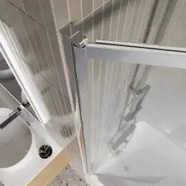 Душевая шторка на ванну BelBagno LUCE-VF-11-90/145-C-Cr стекло прозрачное, профиль Хром