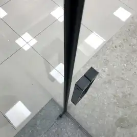 Душевой уголок AVS Фаворит 120x90 профиль черный матовый, стекло прозрачное, 803-0025-195-1290-BM-T