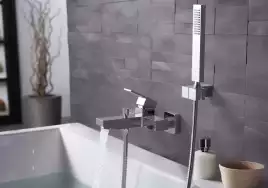 Смеситель для ванны Aquatek Либра AQ1649CR, однорычажный, с коротким изливом, Хром