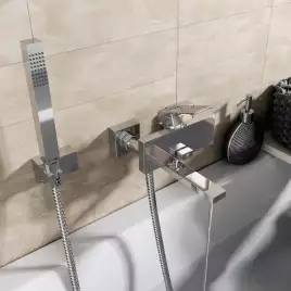 Смеситель для ванны WasserKRAFT Alme 1500 1501, однорычажный, с коротким изливом, Хром