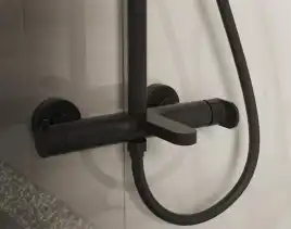 Душевая система  Vincea Rondo VSFS-1R1MB VSFS-1R1MB для ванны с изливом, черный матовый