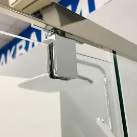 Душевой уголок AVS Фаворит 120x100 профиль хром, стекло прозрачное, 803-0025-195-1210-CR-T