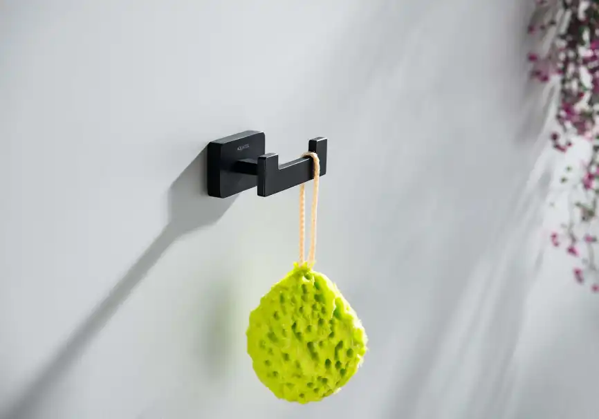 Крючок для полотенец Aquatek Либра AQ4302MB двойной, Черный матовый фото 3