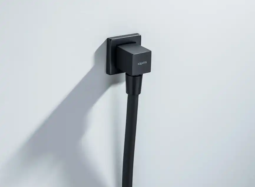 Шланговое подключение Aquatek  AQ2458MB, Черный матовый фото 4