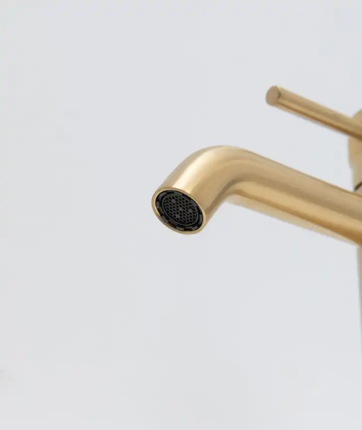 Смеситель для раковины Allen Brau Priority 5.31A01-GB золото фото 3