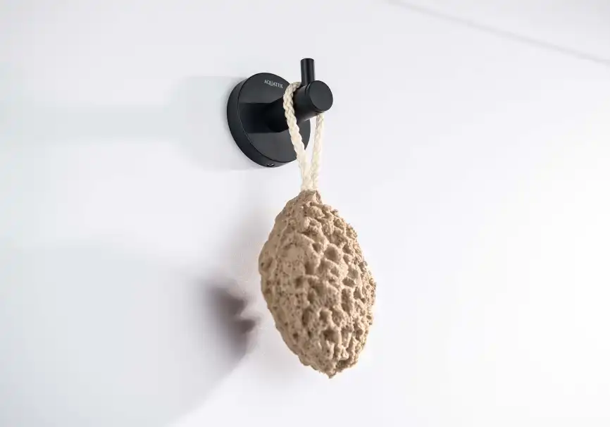 Крючок для полотенец Aquatek Европа AQ4101MB, Черный матовый фото 4