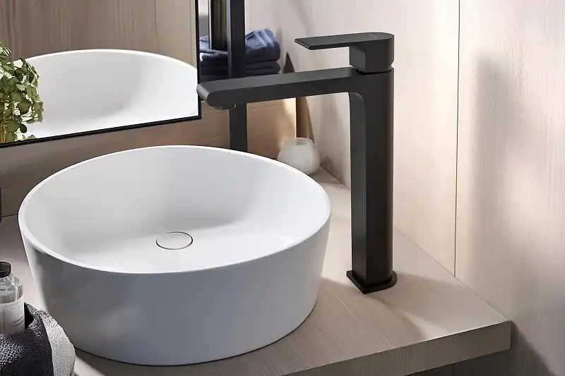 Смеситель для накладной раковины Aquatek Лира AQ1404MB, однорычажный, высокий, Черный матовый фото 4