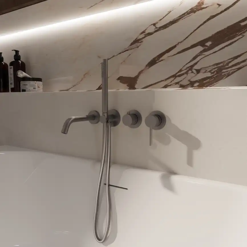 Смеситель для ванны Vincea Groove VBTW-4G1GM, встраиваемый, вороненая сталь фото 1