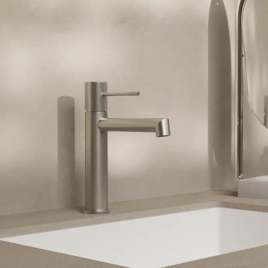 Смеситель для раковины Vincea Desire VBF-1D1BN однорычажный, брашированный никель фото 1