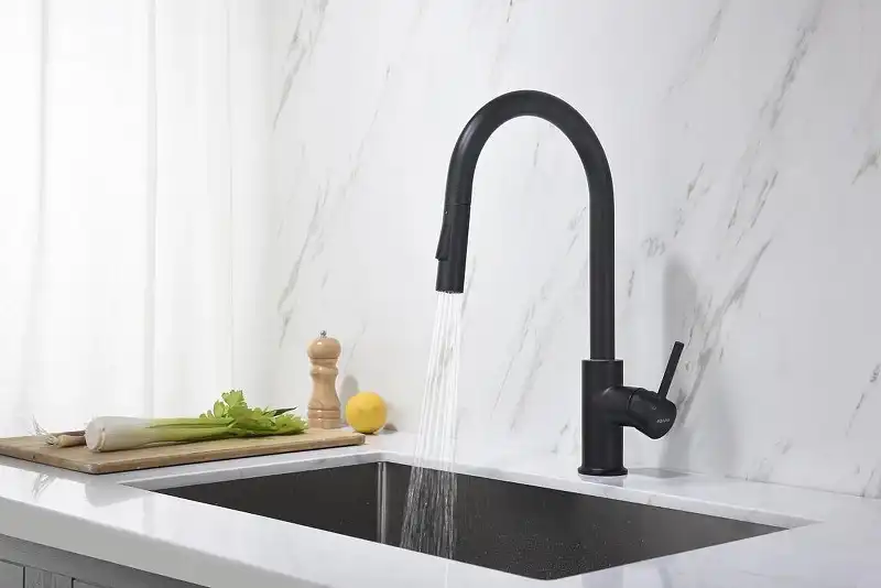 Смеситель для кухни Aquatek Европа AQ1384MB с выдвижной лейкой, Черный матовый фото 3