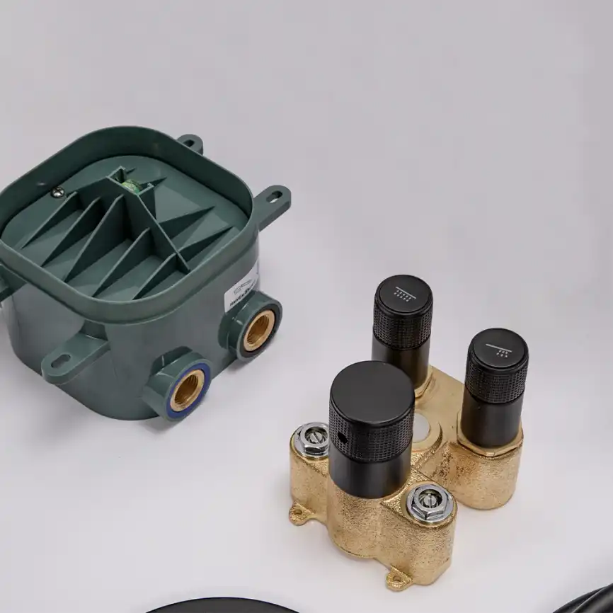 Встраиваемая душевая система AVS LUXURY 811-501-MB термостат, черный матовый фото 4