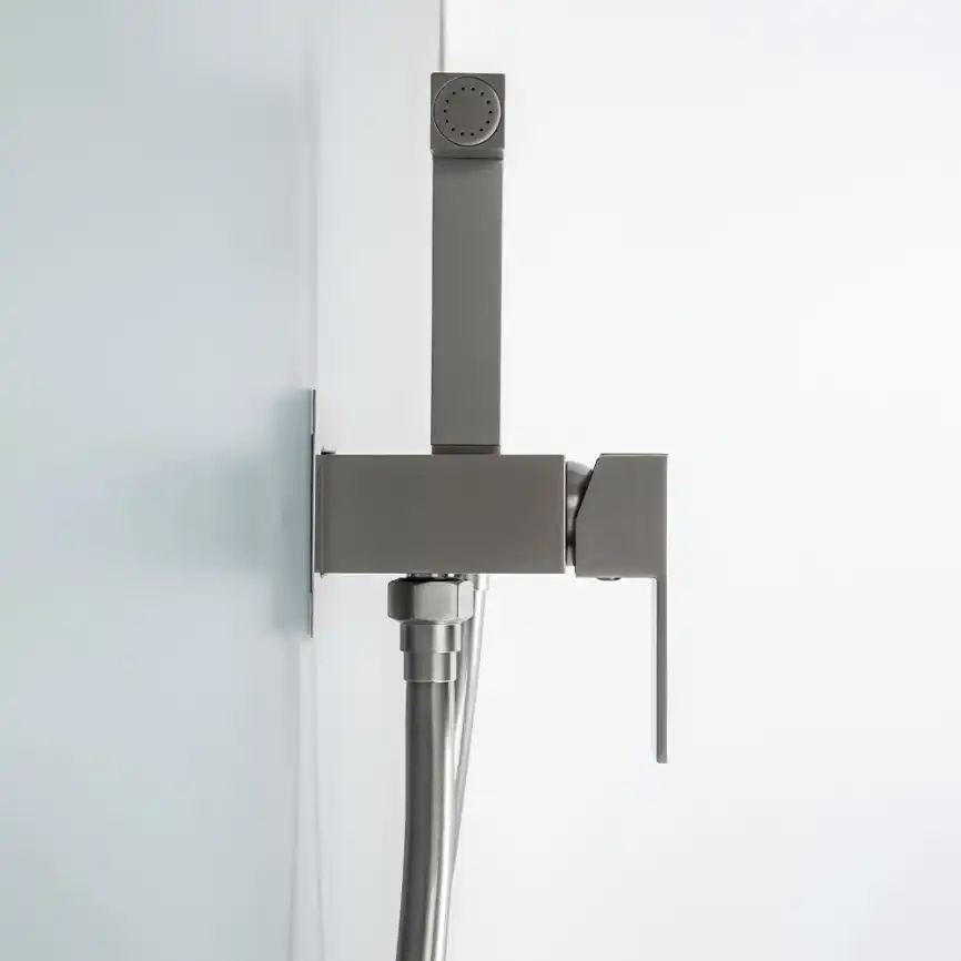 Гигиенический душ со смесителем AVS Cube 811-231-GM, оружейная сталь фото 3