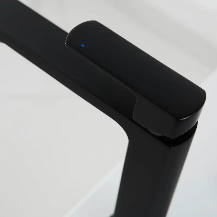 Смеситель для раковины Vincea Next VBF-1N1MB однорычажный, черный фото 3