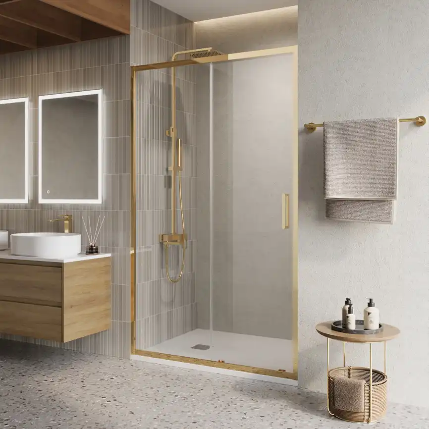 Душевая дверь BelBagno LUCE-BF-1-110-C-ORO стекло прозрачное, профиль Золото глянцевое фото 1