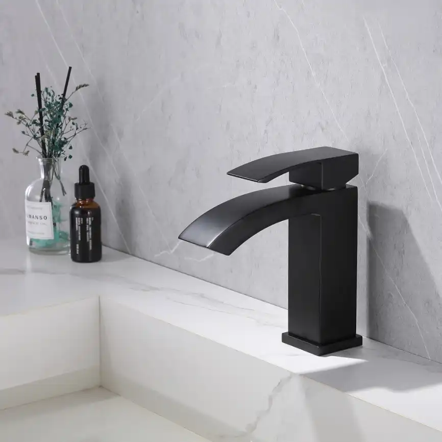 Смеситель для раковины Abber Wasserfall AF8610B, однорычажный, цвет Черный матовый фото 2