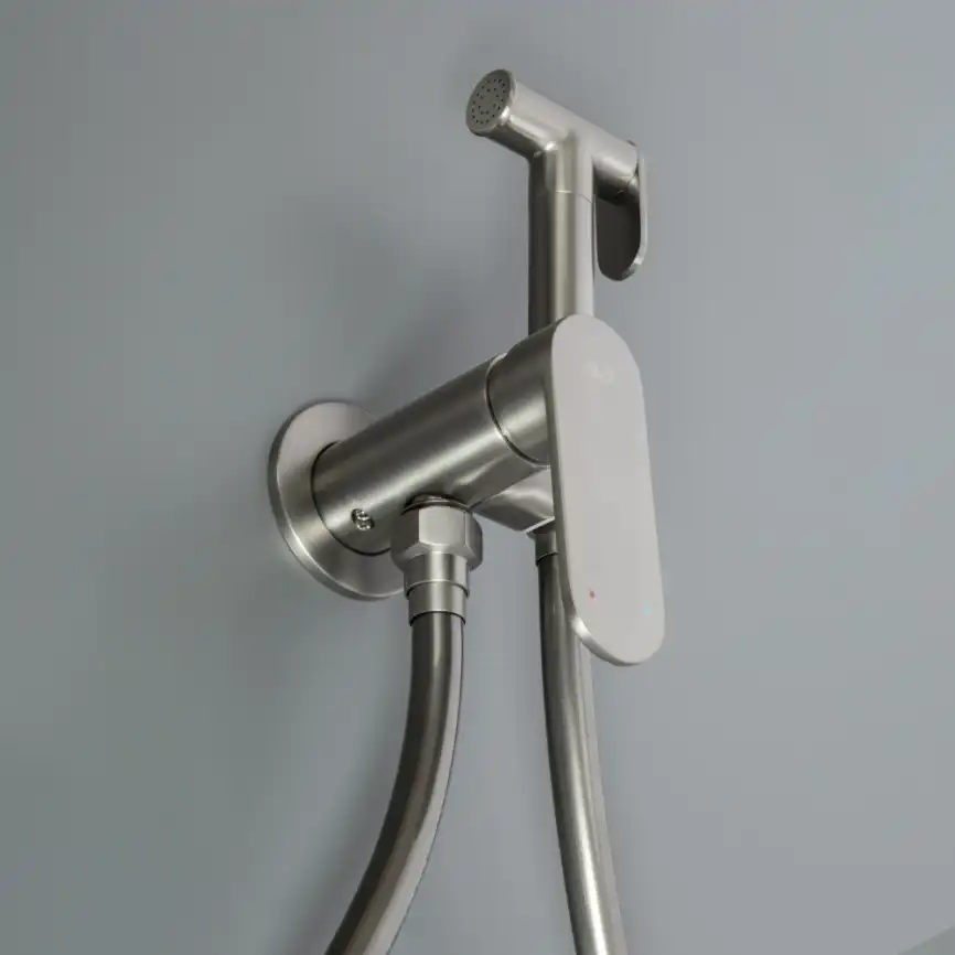 Гигиенический душ со смесителем AVS Beauty оружейная сталь, 811-531-GM фото 4