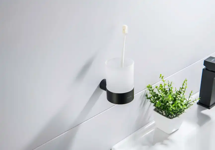 Стакан для ванной Aquatek Лира AQ4404MB, Черный матовый фото 3