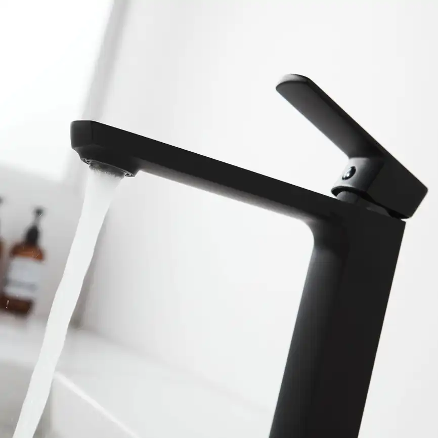 Смеситель для раковины Vincea Next VBF-1N1MB однорычажный, черный фото 5