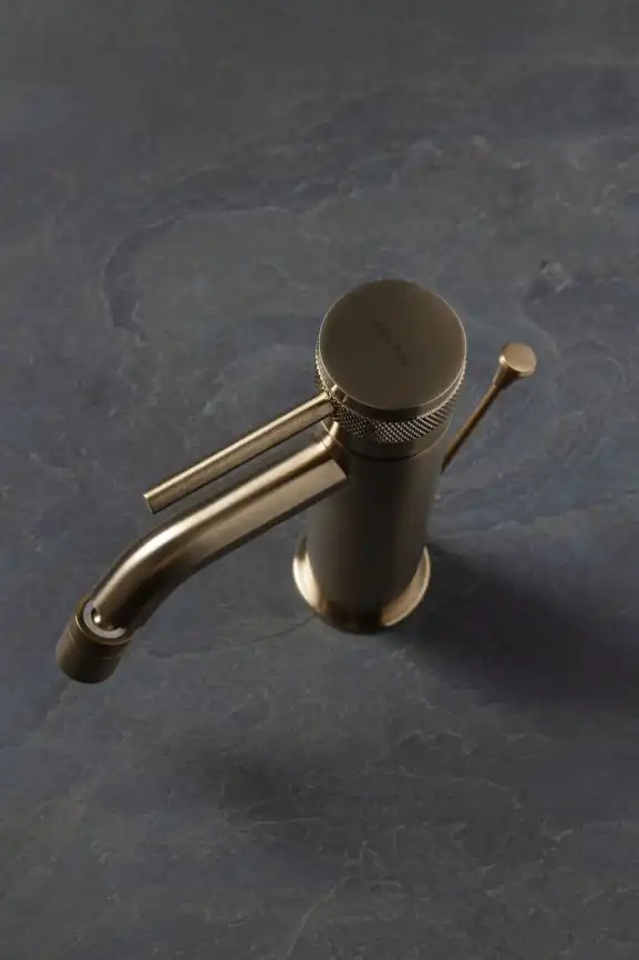 Смеситель для биде Allen Brau Priority 5.31A04-GB (с донным клапаном) золото фото 9