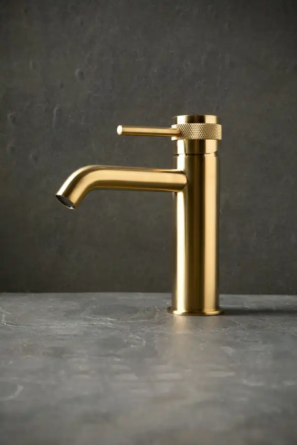 Смеситель для раковины Allen Brau Priority 5.31A01-GB золото фото 11