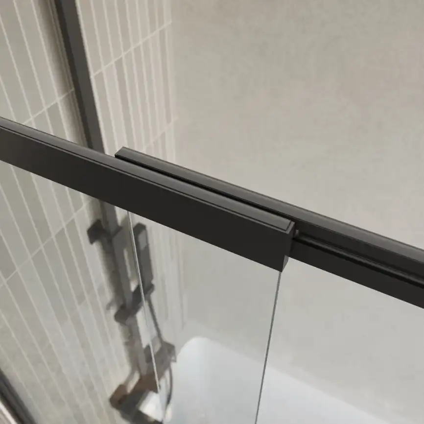 Душевая шторка на ванну BelBagno LUCE-VF-11-90/145-C-NERO стекло прозрачное, профиль Черный матовый фото 2